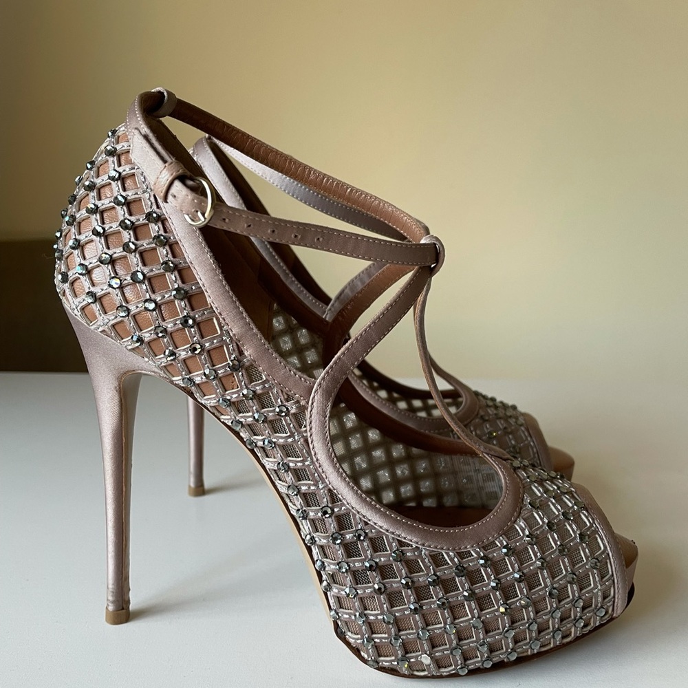 Valentino Crystal Embellished Fabric and Mesh Peep Toe Platform Pumps Size 38
